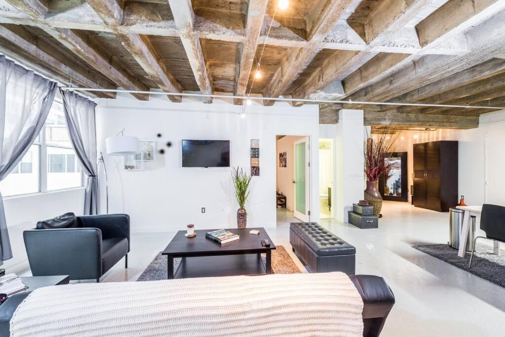 Newly Renovated 1Bdrm Loft Dtla And Rooftop Pool Los Angeles Exterior photo